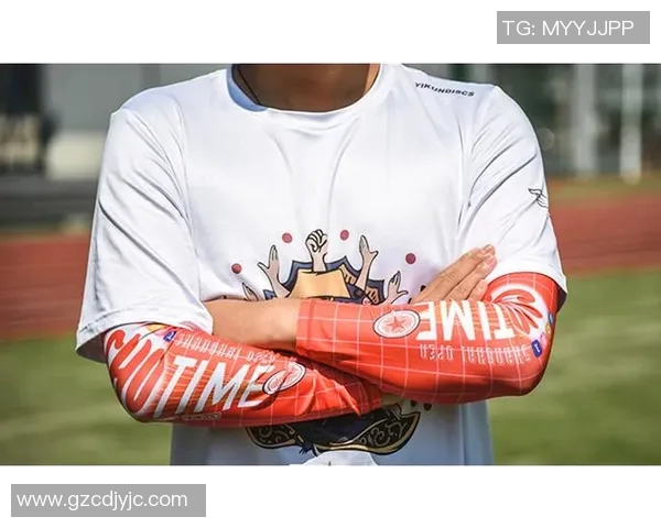 飞盘装备选购：专业服装推荐_2